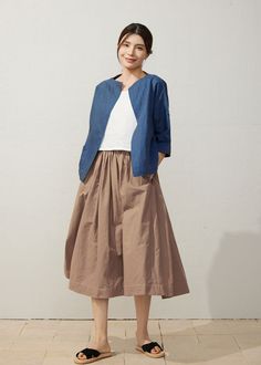 "This linen jacket is very versatile and simple yet can be paired with any pants or skirts, you can wear it to work or on a date, simple but not too much personality. FEATURES 100% Linen Jacket Half Sleeve Loose fit Short jacket Minimalist jacket Perfect for Spring, Summer Wash by hand or machine in cold water ★★Mode size Height 170cm (5′ 7″) Bust 84 cm (33\") Waist 66 cm (26\") She wears size XS. ★★Bespoke Order Service If you Request other color Request the length Your height is not between 155 cm- 175 cm Your weight is not between 47 kg -77 kg I can do it for you, It will need some extra fee depending on on your need. Contact with me for more detail. ★★ Warmly Note: 1 ) : Please confirm your shipping address! If you wish to ship the item to a different address, please send me a message Blue Linen Jacket Outfit Women, Casual Summer Ramie Outerwear, Casual Outerwear In Relaxed Fit Made Of Ramie, Linen Jacket Outfit, Minimalist Jacket, Warm Skirts, Simple Linen, Jacket Outfit Women, Styles P