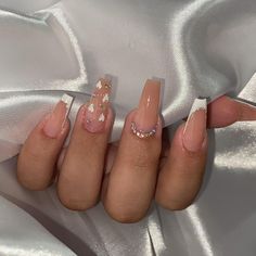 Fancy Nails Designs, Nail Accessories, Rhinestone Nails, Square Nails, Fancy Nails, False Nails, Long Acrylic Nails, Almond Nails