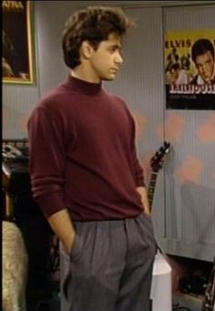 90 Male Fashion, 90s Actors Male Outfits, 1990s Aesthetic Outfits Men, 90s Man Aesthetic, 90s Men Fashion Aesthetic, Men's 80s Fashion, Early 80s Fashion Men, Modern 80s Fashion Men, Full House Jesse Outfits