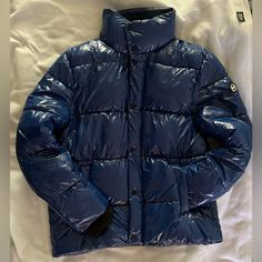 Michael Kors Glossy Blue Puffer Jacket Men’s Large Worn 3 Times Blue Down Puffer Jacket With Pockets, Blue Down Outerwear For Outdoor, Casual Blue Down Outerwear, Puffer Jacket Men, Blue Puffer Jacket, Blue Puffer, Puffer Jacket, Mens Jackets, Puffer