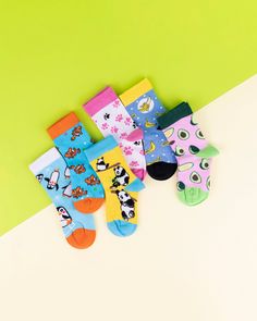 We packaged this box for your kids! 🥳 These 6 pairs of socks with Panda, Fish, Penguin, Cat, Avocado, Banana uniquely designed organic cotton socks are creative, soft and comfortable and suitable for the season: Spring, Summer, Autumn and Winter. 🌿 Size:  EU 26-28 | 5-6 years  EU 29-31 | 7-8 years  EU 32-34 | 9-10 years  EU 35-37 | 11-12 years  Our kids are the most precious gift we have received. As a result, they are deserving of all the rewards. One of those gifts for them could be a pair o Funny Children, Animal Socks, Socks Gift, Kids Funny, Sock Animals, Sock Gifts, Kids Socks, Our Kids, Funny Kids