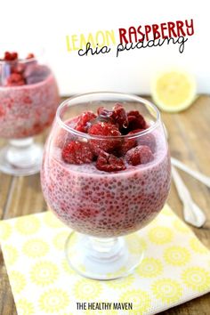 Forest Strawberries, Raspberry Chia Pudding, Chia Puding, Chia Recipe, Chia Seed Recipes, Chia Pudding Recipes, Beetroot Powder, Chia Seed Pudding, Lemon Raspberry