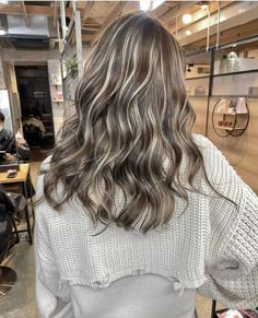 Ash Gray Hair Color, Dark Brunette Hair, Ash Hair Color, Brown Hair Inspo, Hair Inspiration Long, Hair Color Streaks, Brunette Hair With Highlights, Hair Streaks, Brown Hair With Blonde Highlights