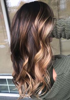 Balayage Hair Color Ideas, Long Hair Waves, Balayage Hair Color, White Blonde Hair, Spring Hair Color, Long Hair Color, Ombré Hair, Balayage Brunette, Spring Hairstyles