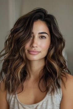 40+ Gorgeous Blonde Highlights Ideas To Try This Year - Flo's Blog Growing Out Highlights, Golden Highlights On Dark Hair, Highlight Techniques, Blonde Highlights Ideas, Highlight Colors, Highlights For Dark Brown Hair, Subtle Blonde Highlights, Highlights Ideas, Summer Blonde Hair