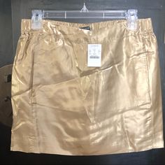 Jcrew Metallic Gold Short Skirt Size 4 New W/Tags. Beautiful Metallic Skirt. Sorry For The Wrinkles. Chic Gold Mini Length Bottoms, Gold Lined Mini Skirt For Spring, Gold Relaxed Skirt Bottoms For Spring, Gold Relaxed Fit Skirt For Spring, Casual Gold Skirt For Summer, Casual Gold Skirt For Spring, Casual Gold Skirt, Gold Shorts, Metallic Skirt