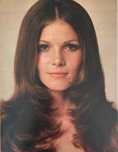 1970s Haircut, 70s Hair And Makeup, 70s Haircuts, 70’s Hair, Women 70s, Jumpsuits Jeans, 70 Hairstyles, 1970s Hairstyles, Straight Hairstyles Medium