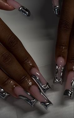 naileddbyjadee on ig French Acrylic Nail Designs, Chic Minimalist Nails, Nails For 2023, 21st Birthday Nails, Art Nail Designs, Engagement Nails, Black Acrylic Nails, Punk Nails