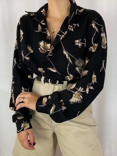 Dark Floral Outfit Aesthetic, Black Floral Shirt Outfit, Goth College Outfit, Tr Outfit, Fall Dress Outfit Ideas, Floral Fall Dress, Crop Top Ideas, Floral Shirt Outfit, Fancy Shirt