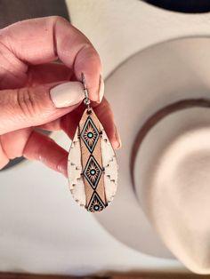 Handmade White Leather Jewelry, Bohemian Brown Hand Painted Earrings, Brown Bohemian Hand Painted Earrings, Bohemian Hand Painted Brown Earrings, Bohemian White Leather Jewelry, White Bohemian Leather Jewelry, White Leather Bohemian Jewelry, White Hand Painted Artisan Earrings, White Artisan Hand-painted Earrings