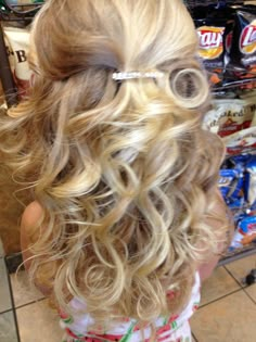 Pageant hair Pageant Pigtails, Pagent Hair Ideas For Kids, Pageant Hairstyles For Short Hair, Kids Pageant Hair, Toddler Pageant Hair, Girls Pageant Hairstyles