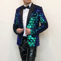 Men Glitter Shiny Scale Sequin Blazer Jacket Coat Lapel Suit Fancy Dress Clothes | eBay Glitter Dress Outfit, Sequins Blazer, Glitter Jacket, Fancy Dress Costume, Sequin Blazer, Suit Coat, Glitter Dress, Dress Costume, Fancy Dress Costumes