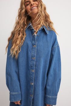 Oversized Denim Shirt Blue Black Denim Shirt, Oversized Denim Shirt, Low Waist Jeans, Denim Blouse, Pull Sweat, Sleepwear Sets, Wedding Guest Dress Summer, Wide Sleeves, Linen Clothes