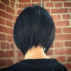 Cortes Bob, Short Textured Hair, Angled Bob Haircuts, Stacked Bobs, Short Shag Haircuts, Short Hair Images, Short Shag Hairstyles, Beautiful Gray Hair, Black Bob