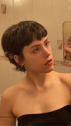 Pixy Mullet, Short Hairstyle Women Micro Bangs, Super Short Brown Hair, Womens Mullet Short, Women’s Short Mullet, Mullet Short Women, Pixie Cut Grow Out, Short Pixie Straight Hair, Mixie Pixie Mullet Straight Hair