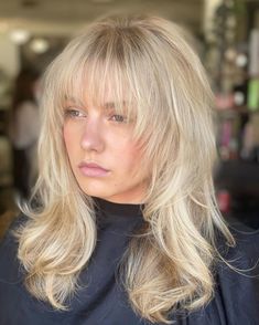 Mid Haircuts, Blonde Hair With Bangs, Medium Layered Hair, Blonde Haircuts, Balayage Blonde, Bangs With Medium Hair