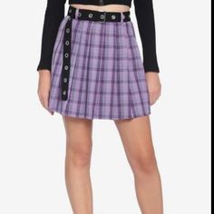 Hot Topic Purple Plaid Pleated Grommet Belt Skirt Size Xl New With Tags Edgy Fitted Purple Bottoms, Fitted Edgy Purple Bottoms, Casual Purple Mini Skirt For Fall, Purple Mini Skirt For Fall, Trendy Purple Mini Skirt, Trendy Purple Skirt For Fall, Casual Purple Skirt For Fall, Skirts Hot, Grommet Belt