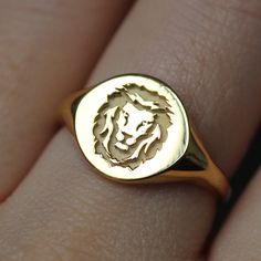 Lion Signet Ring, Signet Rings Women, Brilliant Cut Diamond Ring, Eternity Ring Gold, Gold Rings Simple, Fine Gold Jewelry, Gold Color Ring, Diamond Stacking Rings, Gold Face