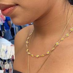 Material Goldfilled Each Color Sale Separately White ,Blue ,Red Daisy Choker, Pumpkin Necklace, Bezel Necklace, Bar Pendant Necklace, Crystal Bead Necklace, Seashell Necklace, Enamel Necklaces, Blue Pendant, Geometric Necklace