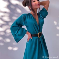 Polyester Color Between Green And Blue Chic Blue V-neck Midi Dress, Chic Green Belted Dress, Blue Belted Maxi Dress, Blue Belted Maxi Dress For Party, Chic Blue V-neck Dress For Fall, Spring Blue Belted Wrap Dress, Blue V-neck Maxi Dress For Spring, Blue Belted V-neck Maxi Dress, Blue Wrap Dress For Spring