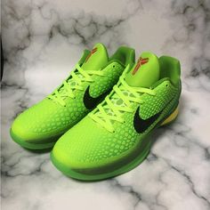 Introducing The Fresh And Stylish Kobe 6 Protro Grinch 2020 Sneakers! These Brand New Athletic Shoes Come In A Vibrant Green Colorway And Are Customized With The Kobe Bryant Product Line. With A Style Code Of Kobe, These Sneakers Are Perfect For Sports Activities As Well As Daily Wear. They Were Released In 2020 And Are In Excellent Condition. Don't Miss Out On This Comfortable And Trendy Footwear Option! Kobe 6 Protro, Kobe 6, Trendy Footwear, Sports Activities, Vibrant Green, Kobe Bryant, Black Nikes, Grinch, Nike Shoes