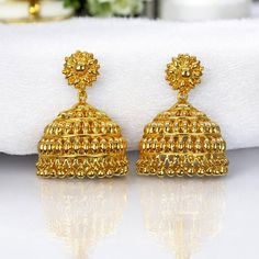 Kollam Supreme Gold Plated Big and Medium Size bridal #Jhumkas Collection - stunning blend of trendy and #traditional designs, perfect for the modern woman with a touch of #timelesselegance. Elevate your look with these exquisite pieces that exude sophistication and style. Shop Online: https://ow.ly/puCc50TqHv6 . . . #KollamSupreme #BridalJhumka #GoldPlatedJewelry #TraditionalElegance #TimelessBeauty #earrings #jhumkalovers #goldplatedjhumka #imtiationjewellery #Weddingjewellery #southweddin... Traditional Luxury Yellow Gold Jhumkas, Traditional Yellow Gold Tilla Jhumkas, Yellow Gold-plated Jhumkas For Celebration, Traditional Yellow Gold-plated Jhumkas, Luxury 22k Gold Ceremonial Jhumkas, Bday Gift