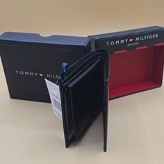 Passcase Billfold Tommy Wallet, Money Clips, Men's Wallet, Wallet Men, Tommy Hilfiger, Mens Accessories, Man Shop, Wallet, Money