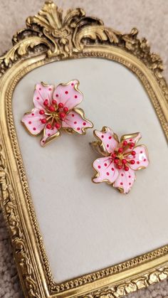 Very cute and high quality. Vintage style Pink Flower-shaped Clip-on Earrings, Pink Flower Clip-on Earrings, Elegant Pink Flower-shaped Clip-on Earrings, Elegant Pink Flower Clip-on Earrings, Pink Flower-shaped Enamel Earrings, Pink Flower Enamel Earrings, Pink Clip-on Flower Earrings For Gift, Pink Enamel Flower-shaped Jewelry, Pink Enamel Flower-shaped Earrings