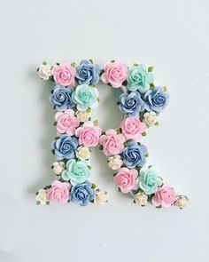 Awesome letters art #letters #lettersart #lettercraft #letterdesign #letterloves #alphabetsall #loveletters Flower Words Floral Letters, Letter With Pictures, Paper Flower Letters, Hanging Paper Flowers, Paper Flowers Wall Decor, Flowers Letters, Paper Flowers Wall, Decorated Paper