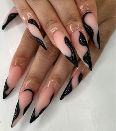 Black Summer Nails, Summer Nails 2024, Black Nail Art, Stiletto Nails Designs, Nail Art Trends, Almond Nails Designs, Dope Nail Designs, Almond Acrylic Nails, Her Nails