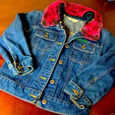 Rare!! True 90’s Vintage!!! Basically Bnwot Amazing Condition!!! A True Throwback To Everyone’s New Favorite Era, The 90’s, This Todd Oldham Jeans Mini Denim Jacket With Attachable Fur Collar (Purchased Separately From The Jacket But Included) Is A Must Have For Any It Girl!! Adorable, Vibrant Fuchsia Pink Detachable Faux Fur Collar, Green Todd Oldham Branding. Two Front Pouch Pockets With Button Closure, 4 Button Front Closure. Two Cinches On Back With Double Buttons. Juniors Size Small. Todd O 90s Style Long Sleeve Spring Outerwear, Retro Pink Outerwear For Fall, 90s Style Dark Wash Outerwear For Spring, 90s Fitted Outerwear With Pockets, Pink Casual Denim Jacket For Winter, 90s Long Sleeve Denim Jacket For Winter, Casual Pink Denim Jacket For Winter, Trendy Pink Denim Outerwear, 90s Style Pink Long Sleeve Outerwear