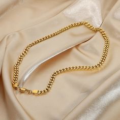 Cable Chain Necklace - The M|M Design Gold Chain Necklace Womens, Stylish Diaper Bag, Gold Jewelry Gift, Cable Chain Necklace, Yellow Aesthetic, Yellow Gold Chain, Trendy Style, Accessories Jewelry Necklace, Gold Chain Necklace