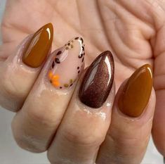 Fall Nail Art Ideas, Simple Fall Nails, Fall Gel Nails, Fall Acrylic Nails, Makijaż Smokey Eye, Thanksgiving Nails, Fall Nail Art, Nail Art Ideas