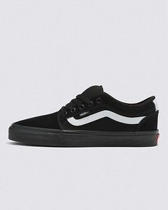 Chukka Low Sidestripe Shoe Vans Men Shoes, Outfits For Big Men, Heritage Aesthetic, Long Skate, Vans Men, Vans Store, Vans Skate, Jordan Shoes Retro, Shoes Retro