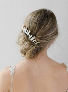 Bridal modern crystal hair comb, headpiece - Crystal skyline bridal comb - Style #2024 | Twigs & Honey ®, LLC Art Deco Wedding Hairstyles, Art Deco Wedding Hair, Art Deco Bridal Hair, Crystal Bridal Headpiece, Bridal Hair Pin, Bridal Hair Combs Pearl, Crystal Hair Comb, Bridal Accessories Jewelry, Crystal Headpiece