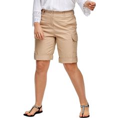 These casual convertible cargo shorts keep any day feeling relaxed! Go from shorts to bermudas in a breeze with the easy roll tabs. Cargo Capris Outfit, Shorts Over 50, Capris Outfit, Vegetarian Diets, Cargo Capris, Knee Stretches, Easy Rolls, Slow Cook, Cotton Poplin Fabric