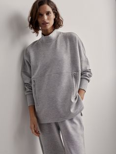 Stay cozy and stylish in this Bay Sweatshirt, made from soft and lightweight Doublesoft fabric. Cut with a relaxed, oversized fit and mock neck, this longline sweatshirt features a contemporary scooped hemline. Comfort and style come easily with this must-have piece. High Neck Sweatshirt, Mock Neck Sweatshirt, Anthropologie Uk, Sweatshirts For Women, Kim Rogers, Athleisure Wear, Beautiful Clothes, Stay Cozy, Staple Pieces