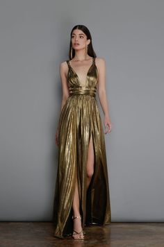 Black And Gold Gala Dress, Golden Dress Casual, Greek Goddess Prom Dress, Goddess Dress Aesthetic, Gold Fantasy Dress, Dark Gold Dress, Golden Dress Long, Acotar Fashion, Bridal Maxi Dress