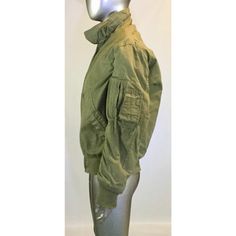 Item Specifics Condition: Pre-Owned Seller Notes: "Good" Style: Bomber Brand: US Army Theme: Field Size Type: Regular Features: Hood, Drawstring, Snaps, Zippers Color: Green Size (Men's): Small/Long Material: Aramid Pit to pit: 19 inches Shoulder to Bottom: 24.5 inches UPC: Does Not Apply Army Clothing, Combat Clothing, Army Theme, Combat Clothes, Army T Shirt, Army Clothes, Army Print, Army Camouflage, Army Uniform