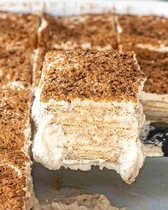 This Carlota de Café is a coffee lover’s dream! ☕️ Layers of Maria cookies and creamy coffee filling, chilled to perfection. No baking required! #CarlotaDeCafe #CoffeeDessert #NoBakeRecipes