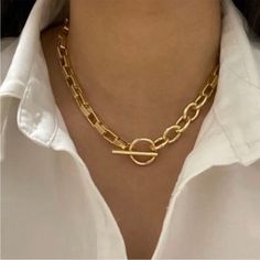 Cute, Never Worn Chunky Gold Chain Necklace, Free People Necklace, Chunky Chain Necklace, Chunky Gold Chain, Contemporary Engagement Rings, Chunky Chain Necklaces, Gold Statement Ring, Engagement Band, Vintage Style Jewellery