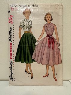 Original Vintage 1950's Sewing Pattern PATTERN * Simplicity #4279 Fitted Blouse & Circle Skirt Junior Misses' & Misses' Size 12 * Bust 30" * Waist 24" * Hip 33" The pattern is complete with no missing pieces. All pattern pieces are clean, crisp and neatly folded. The envelope does show a little wear and tear, mostly around the top corner edges. Overall considering its age, its's looking exceptionally well! Please See Pictures for Condition. *Original vintage paper sewing pattern. Some wear/aging to Envelope, Pattern & Sewing Guide to be expected **Shipped with USPS Ground with Tracking included. Fitted Vintage Skirt For Vintage Fashion, Fitted Vintage Mini Skirt, Fitted Vintage Skirt With Buttons, Vintage Fitted Skirt With Buttons, 1950s Fitted Skirt, Sewing Guide, Envelope Pattern, 1950s Sewing Patterns, Paper Sewing