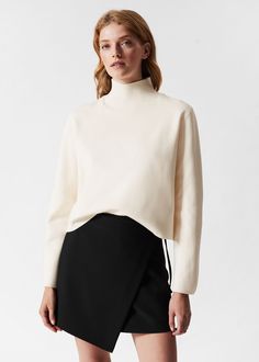 Boxy Turtleneck Knit Sweater White Cropped Sweater, Skirt Co Ord, Fashion Story, Knit Jumper, Cozy Sweaters, White Sweaters, Knitwear Women, Jumpers And Cardigans, Cropped Sweater