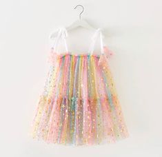 Make Believe! The rainbow star dress will make your little ones dreams come true! Tulle and Cotton Star and Moon fabric dress with adjustable tie straps. _________________________________________________ Cotton and Tulle Fabric Birthday Party Summer, Fashion Cake, Dress Children, Rainbow Star, Dress Cake, Star Moon, Kids Outfits Girls, Tulle Fabric, Toddler Girl Dresses