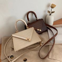 Classy Purses, Spring Purses, Trendy Purses, Cheap Purses, Handbags Luxury, Best Purses, Stylish Purse, Girly Bags, Stylish Handbags