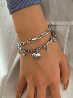 Cute Bracelets Silver, Vintage Bracelets Silver, Layered Silver Bracelets, Silver Jewellry, Bracelet Layering, Link Jewelry, Layered Bracelet, Bracelets Silver, Silver Bracelets For Women