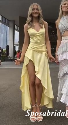 Cute Formal Dresses, Prom Dress Inspo, Spaghetti Strap Prom Dress, Looks Party, Prom Dress Inspiration, Cute Prom Dresses, Pretty Prom Dresses, فستان سهرة