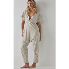 Free People Intimately Pillow Talk Oversized Lounge Jumpsuit Large Size Large Retail $108 Color: Oatmeal Scoop Neckline Short Dolman Sleeves Partial Button Front Oversized Fit Large Side Pockets Lightweight Fabric Nwot And Comes From Smoke Free Home. No Try Ons, Trades Or Holds. Beige Relaxed Fit Sleepwear For Lounging, Beige Casual Jumpsuits And Rompers For Daywear, Casual Beige Jumpsuits And Rompers For Daywear, Casual Cream Jumpsuits And Rompers For Loungewear, Relaxed Fit V-neck Jumpsuits And Rompers For Loungewear, Casual Neutral Jumpsuits And Rompers For Loungewear, Beige V-neck Jumpsuits And Rompers For Loungewear, Cream Jumpsuits And Rompers For Spring Loungewear, Casual Cream V-neck Jumpsuits And Rompers