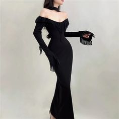 Olivia Mark - Sophisticated High-Waisted Bodycon Dress with Long Sleeves Romantic Goth Dress, Socialite Style, Black Long Dress, Future Wardrobe, Women Street, Body Con Dress, Black Sheath Dress, Long Black Dress, Long Sleeve Maxi