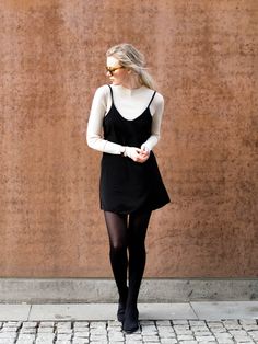 . Neutral Winter Outfit, Cold Weather Attire, Edgy Classic, Fall Basics, Fiesta Outfit, All Black Dresses, Black Dress Outfits, Style Inspiration Winter